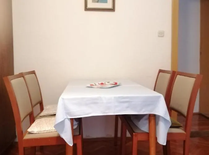 Lägenhet Miljana Podgora (Split-Dalmatia)