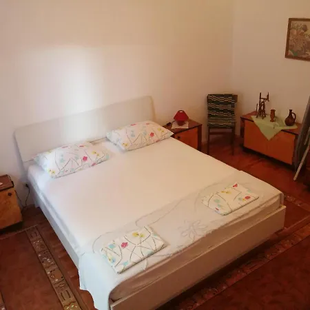 Miljana Appartement *