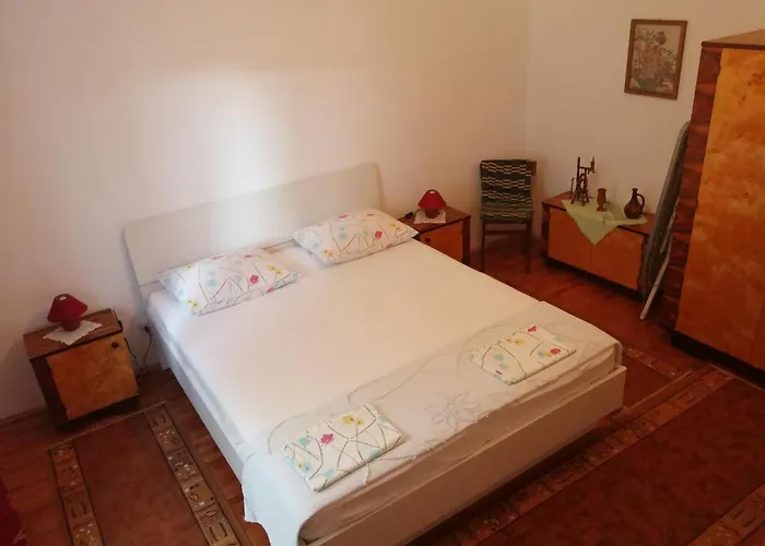 Miljana Apartamento *